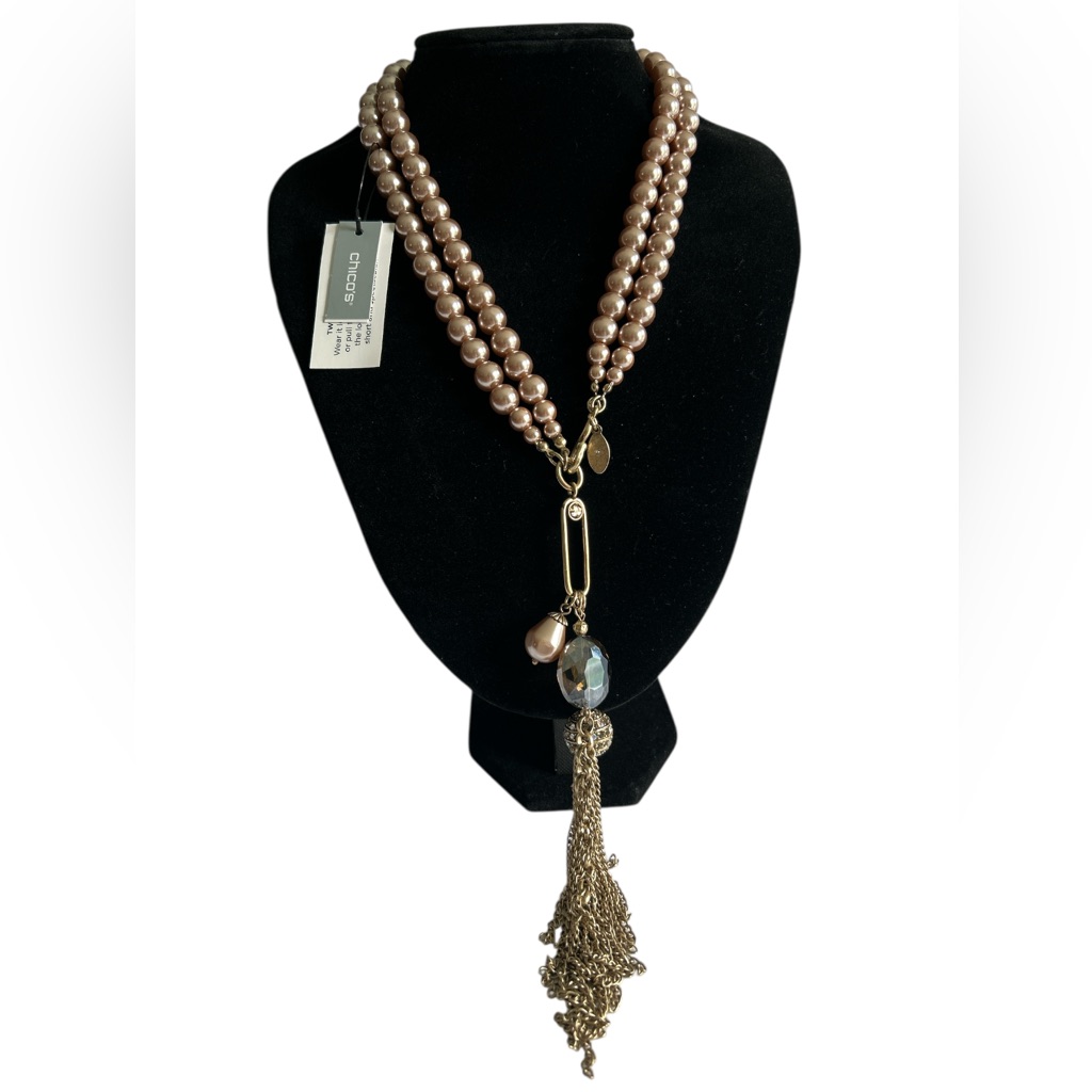Chicos Cap Pearl Gold Tone Multi Charm Necklace 60$